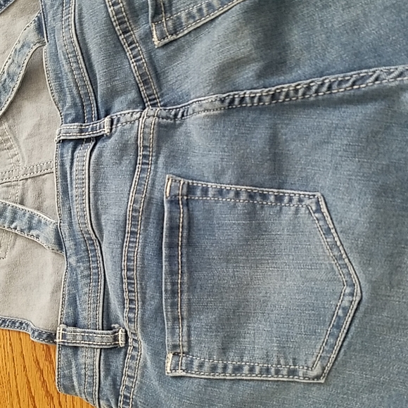 Cat & jack Denim Overalls - Picture 6 of 9